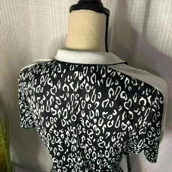J Lindeberg Women’s Large Golf Polo Animal Print Blue And White Short Sleeve - Picture 6 of 12